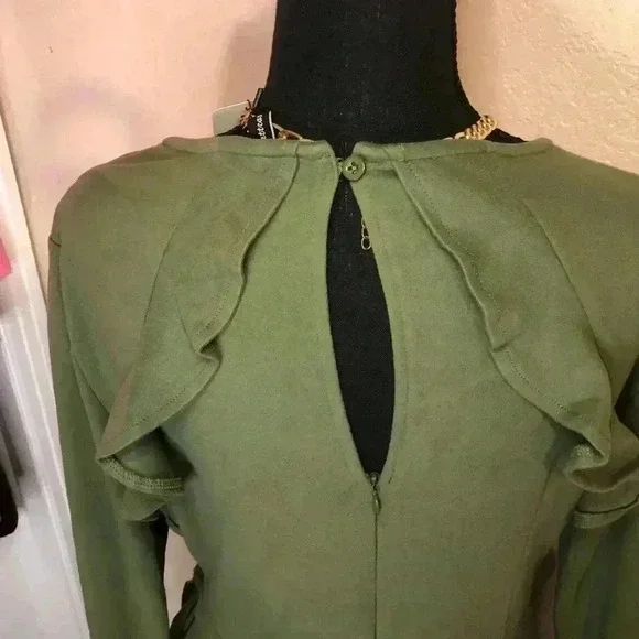 Green Ruffle Long Sleeve Wrap Tie Dress - Picture 10 of 10